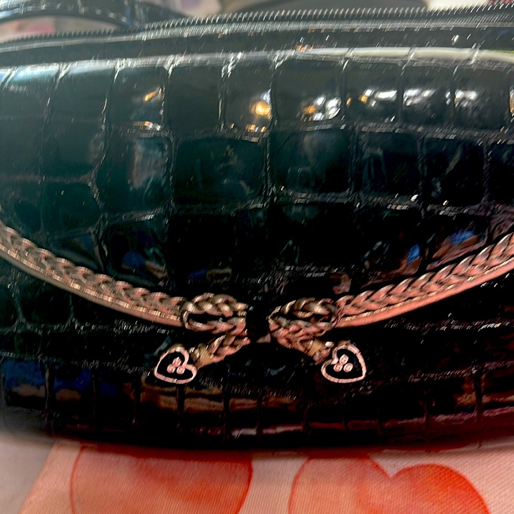 Brighton Crossbody, black patent leather